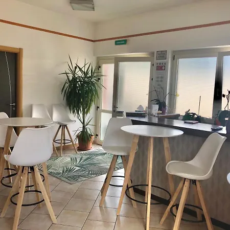 La Siesta Bed&residence Guest house