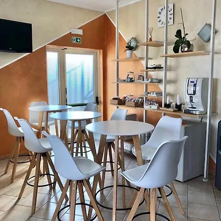Guest house La Siesta Bed&residence Cardano Al Campo