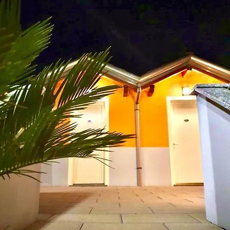 Guest house La Siesta Bed&residence Cardano Al Campo