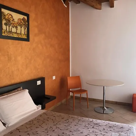 La Siesta Bed&residence Guest house